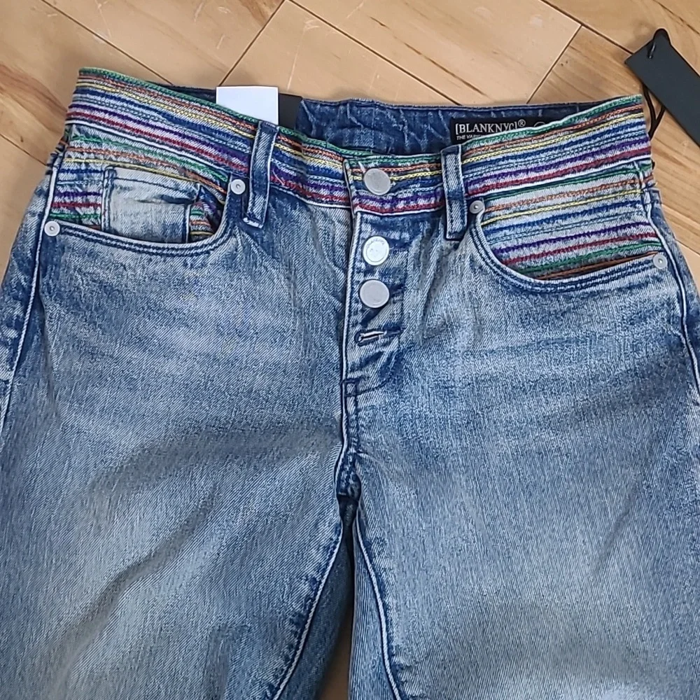 NWT BLANK NYC The Varick kick flare jeans size 26 - Picture 5 of 10